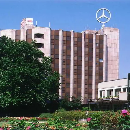 Mercure Messe Hotel 4*